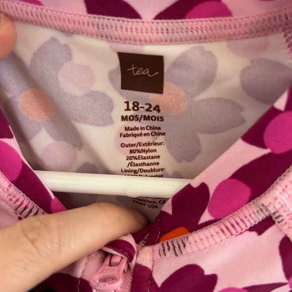 Tea Swim Rashguard Sun protection bathing suit - Picture 2 of 3